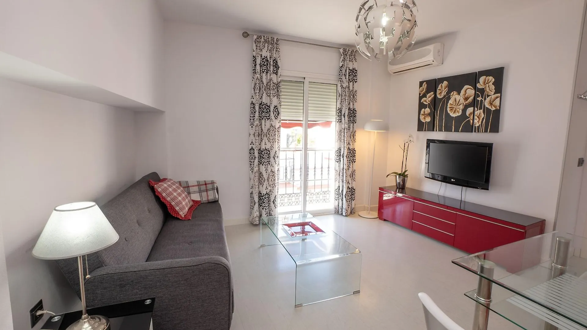 Apartamentos Abril Nerja Spain