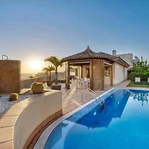 Magnifica Happy Holidays Con Piscina En Gigantes Villa Puerto de Santiago (Tenerife)
