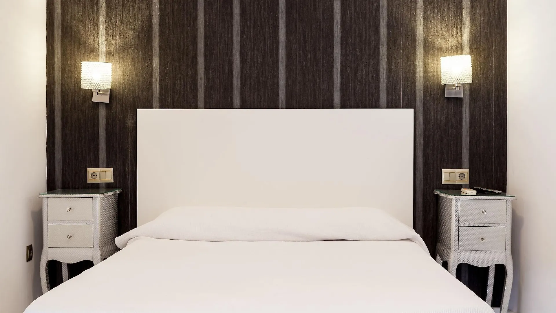 Apartamentos Abril Nerja